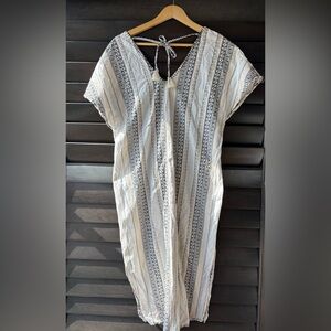 💥SALE💥 Subtle Luxury S/M White Black swimsuit Coverup Kaftan 100% Cotton Boho